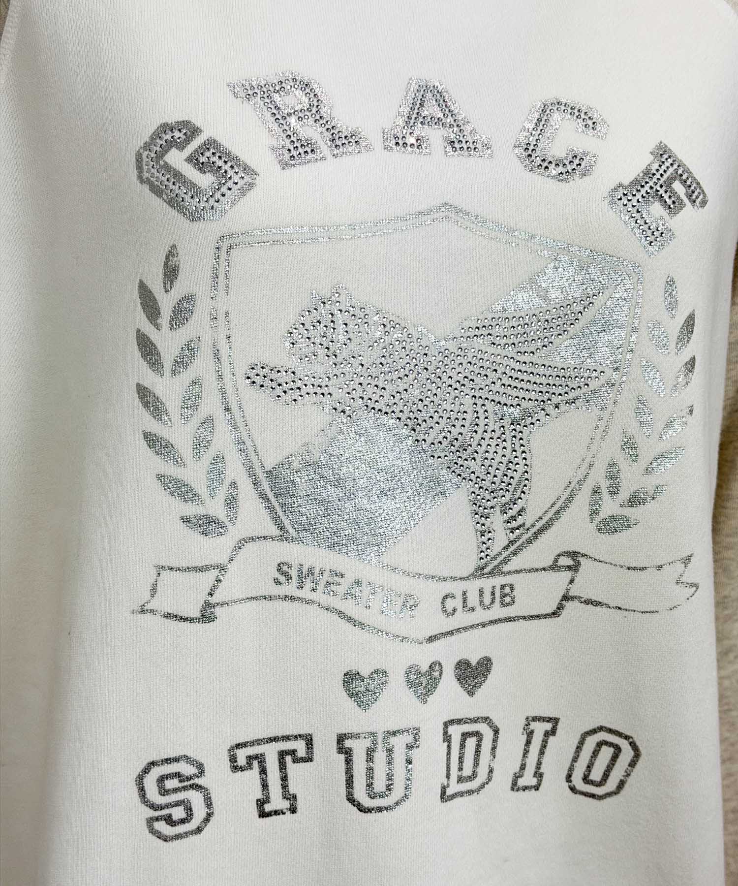 Grace Sweatshirt - "GRACE STUDIO" in offwhite mit Strassdetails