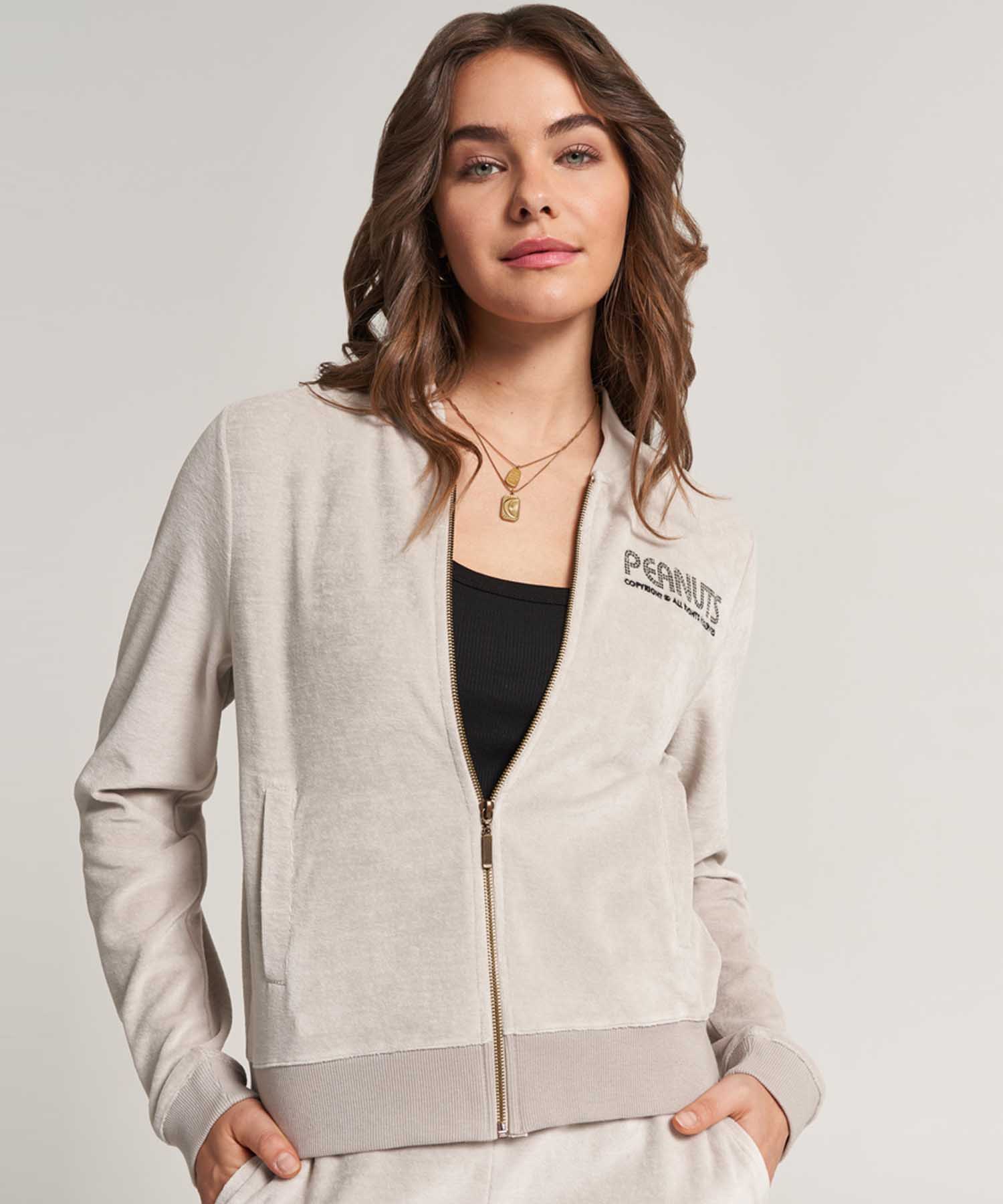 Princess goes Hollywood Sweatjacke Snoopy aus Nicki-Stoff in beige