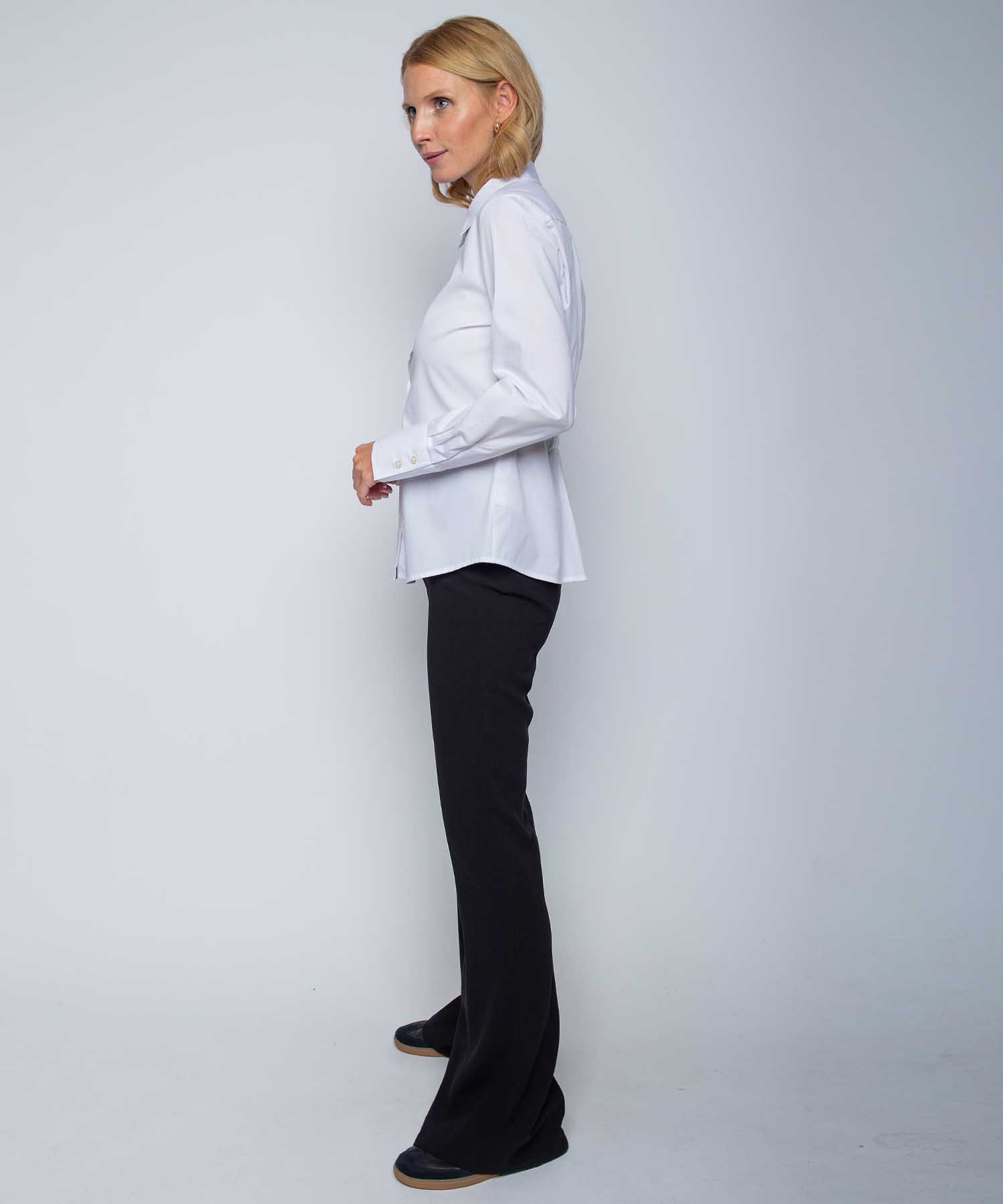 Emily van den Bergh Hemdbluse in weiss aus Baumwollstretch