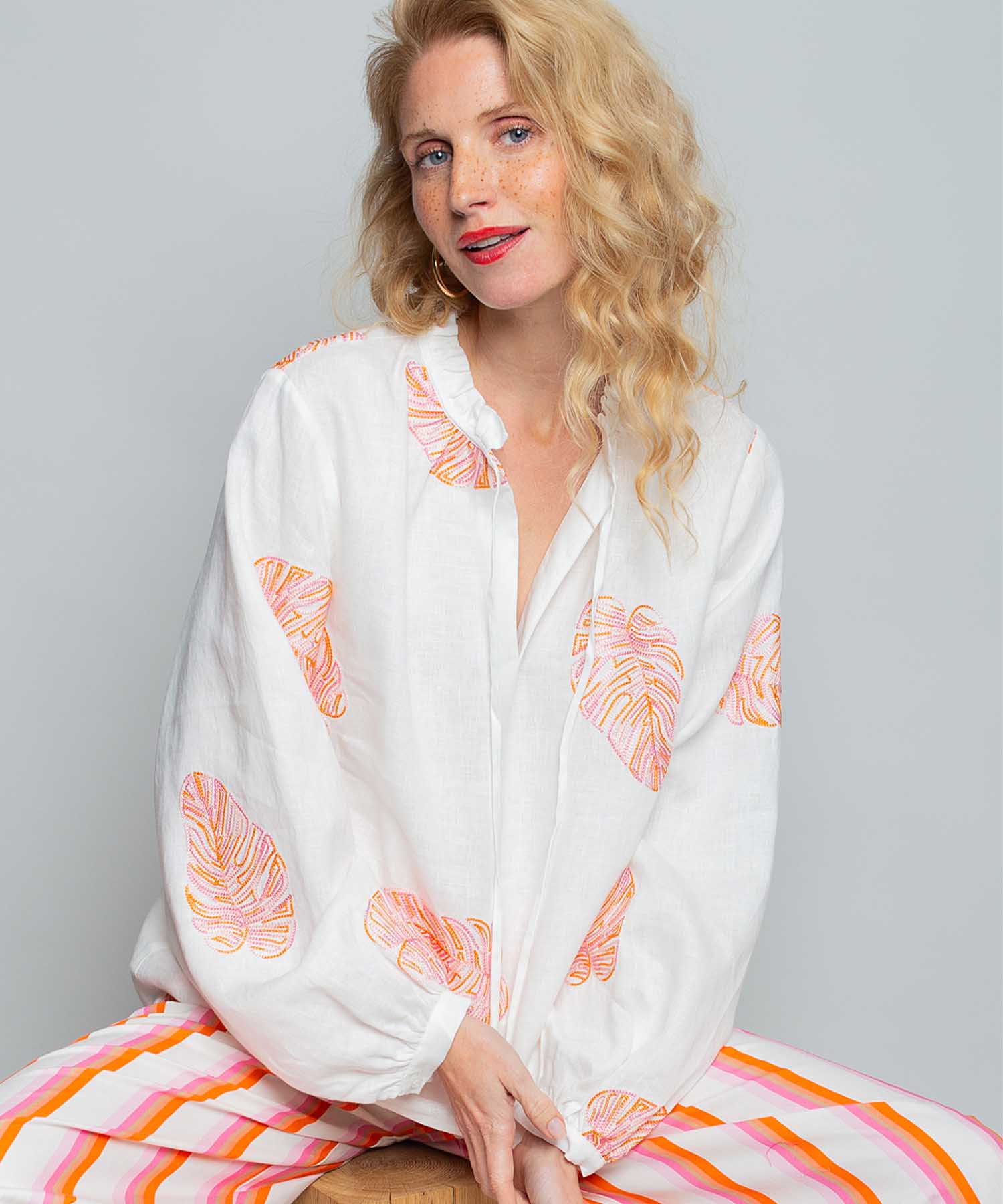 Emily van den Bergh Shirtbluse aus Leinen mit Stickerei | Modehaus Wörmann