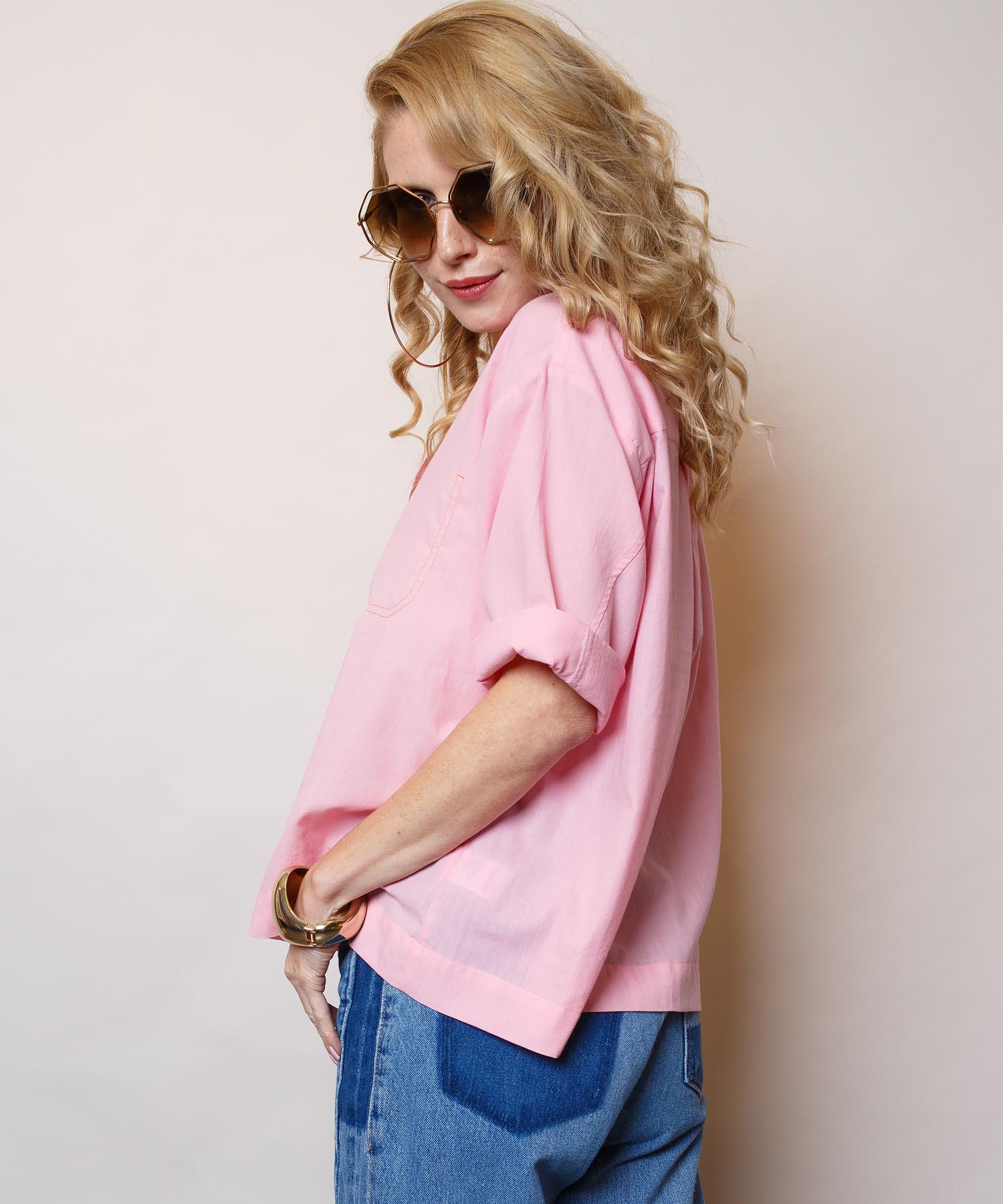Emily van den Bergh lässige Shirtbluse
