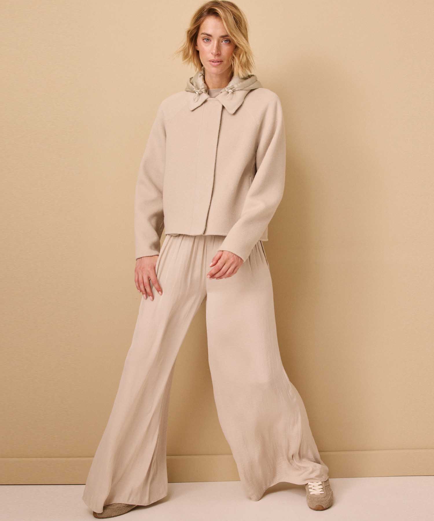 Blonde No. 8 Wolljacke Beren in Beige