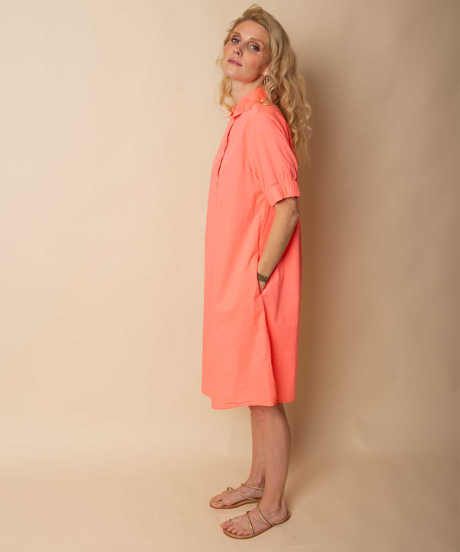 Emily van den Bergh Blusenkleid aus reiner Baumwolle in Neon Orange | Modehaus Wörmann