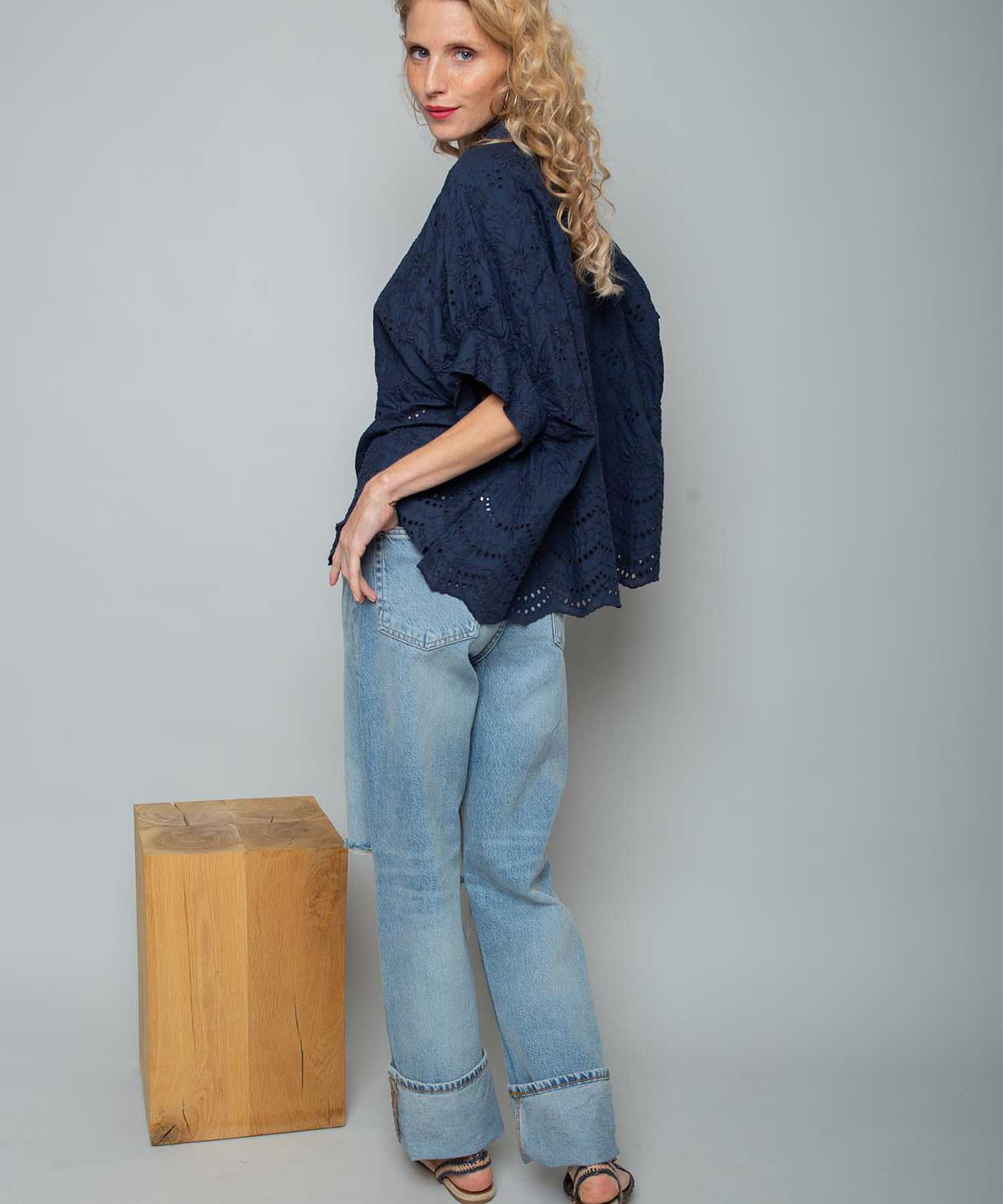 Emily van den Bergh Oversized Hemdbluse mit Lochstickerei | Modehaus Wörmann