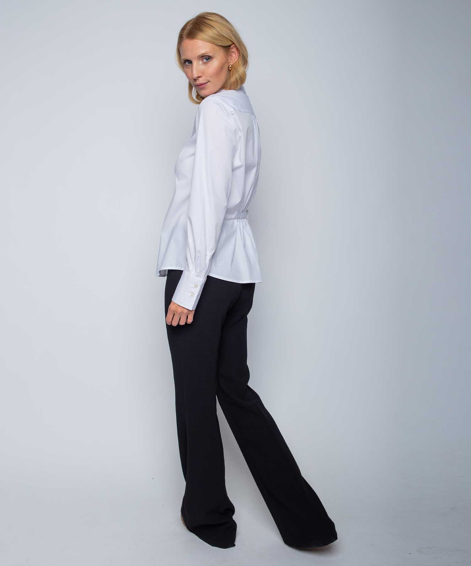 Emily van den Bergh Hemdbluse in weiss aus Baumwollstretch