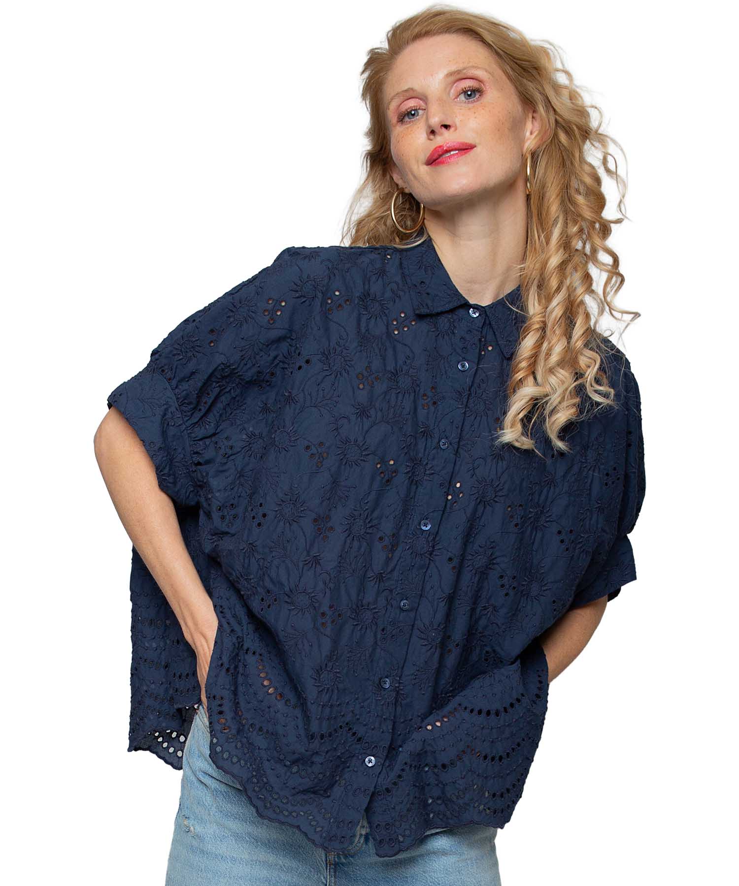 Emily van den Bergh Oversized Hemdbluse mit Lochstickerei | Modehaus Wörmann