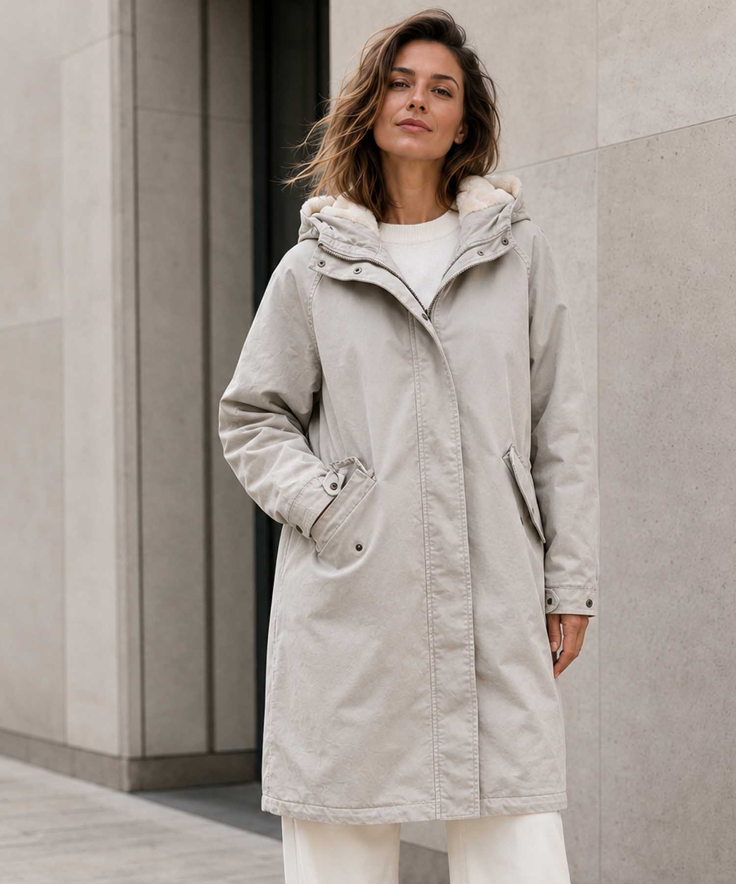 Blonde No. 8 Parka Emma in Sand mit gelbem Innenfutter