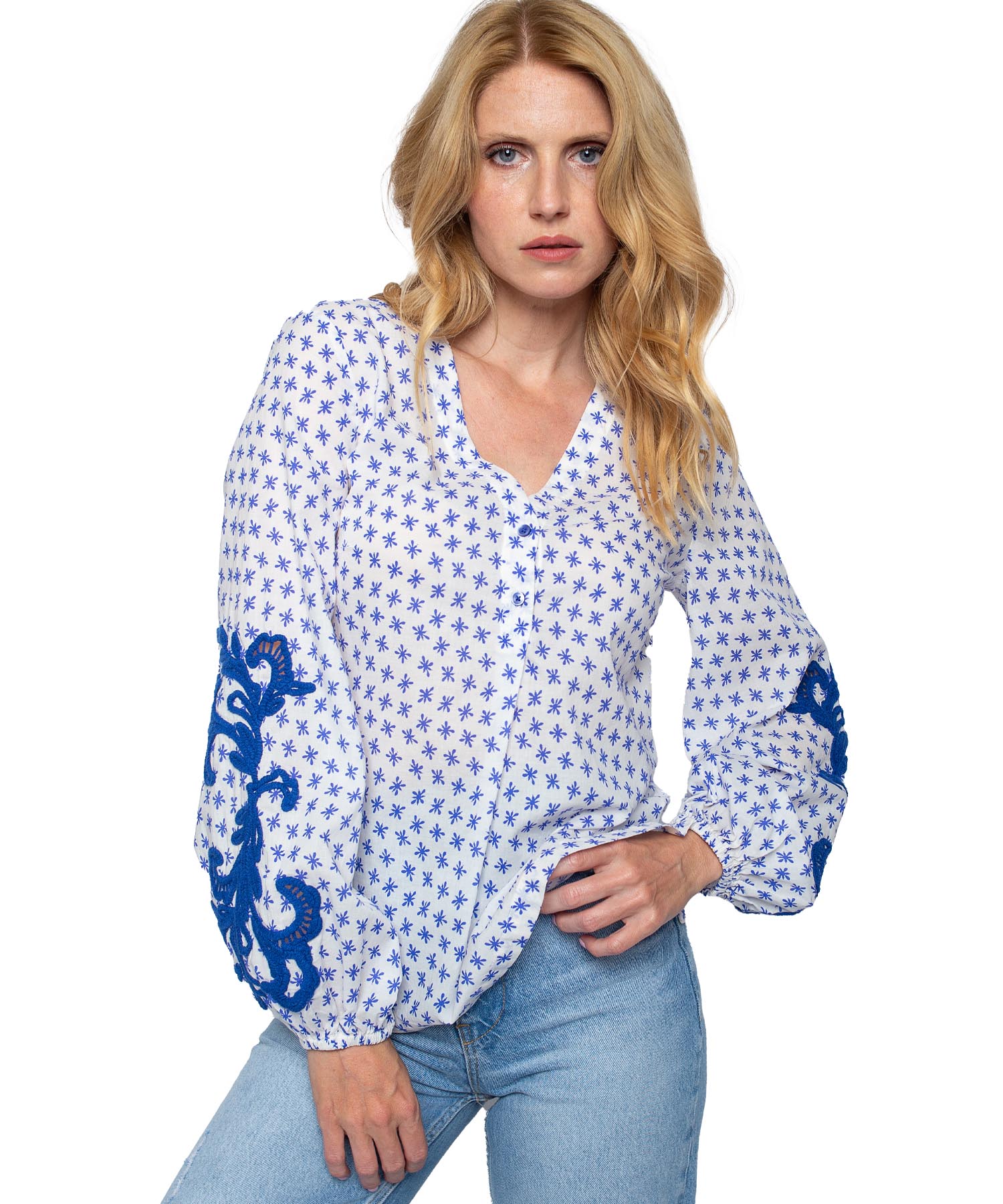 Emily van den Bergh Shirtbluse mit aufwendiger Garnstickerei