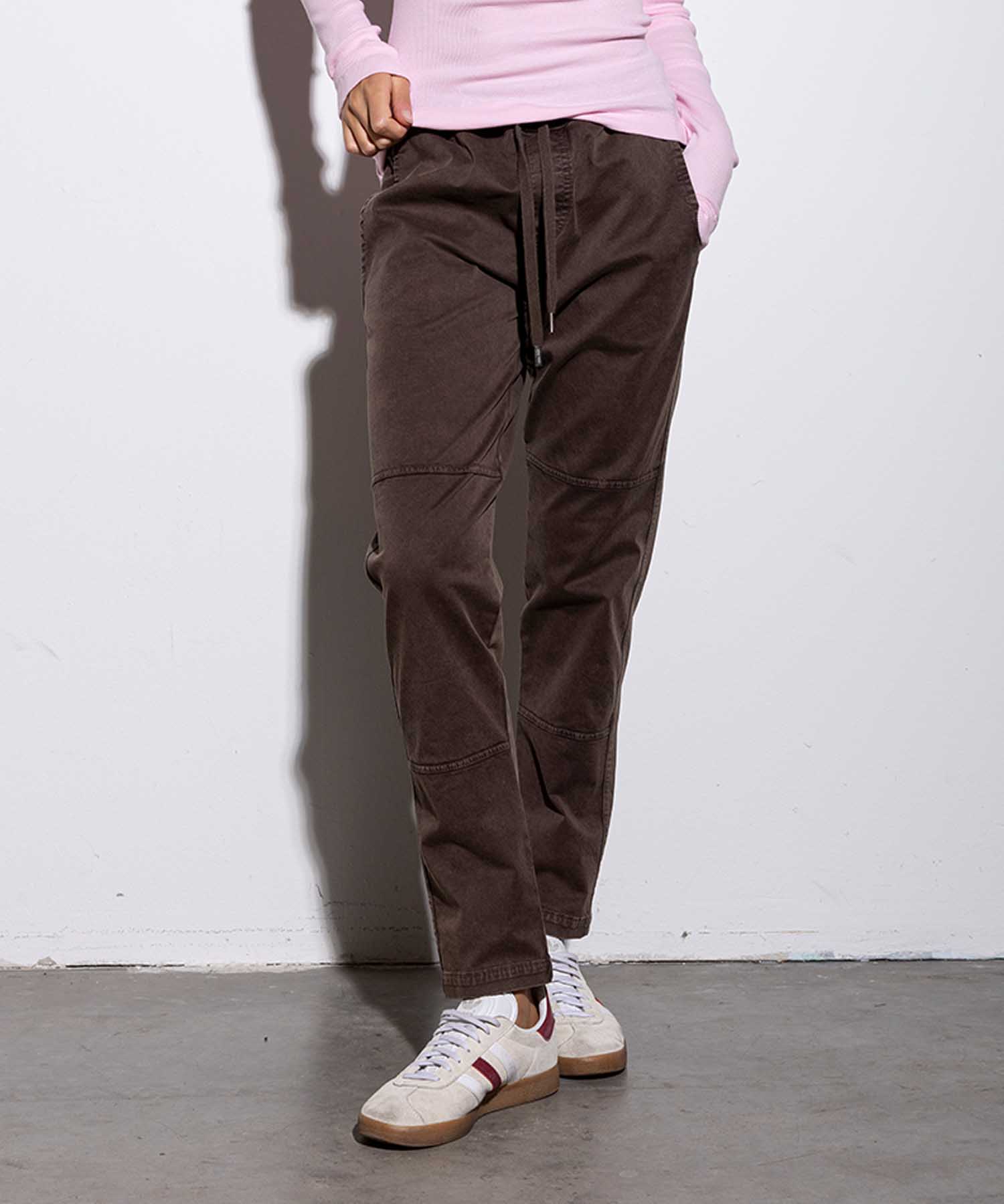 YOU TWO coole Hose im Materialmix in vintage espresso