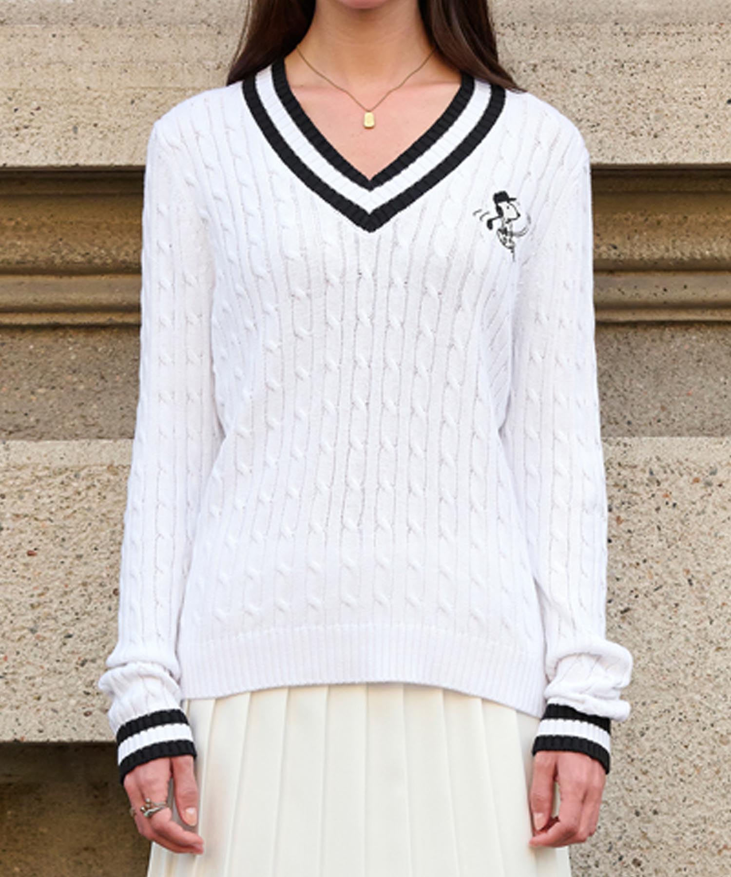 Princess goes Hollywood Zopfpullover mit Snoopy in weiss mit Kontrast