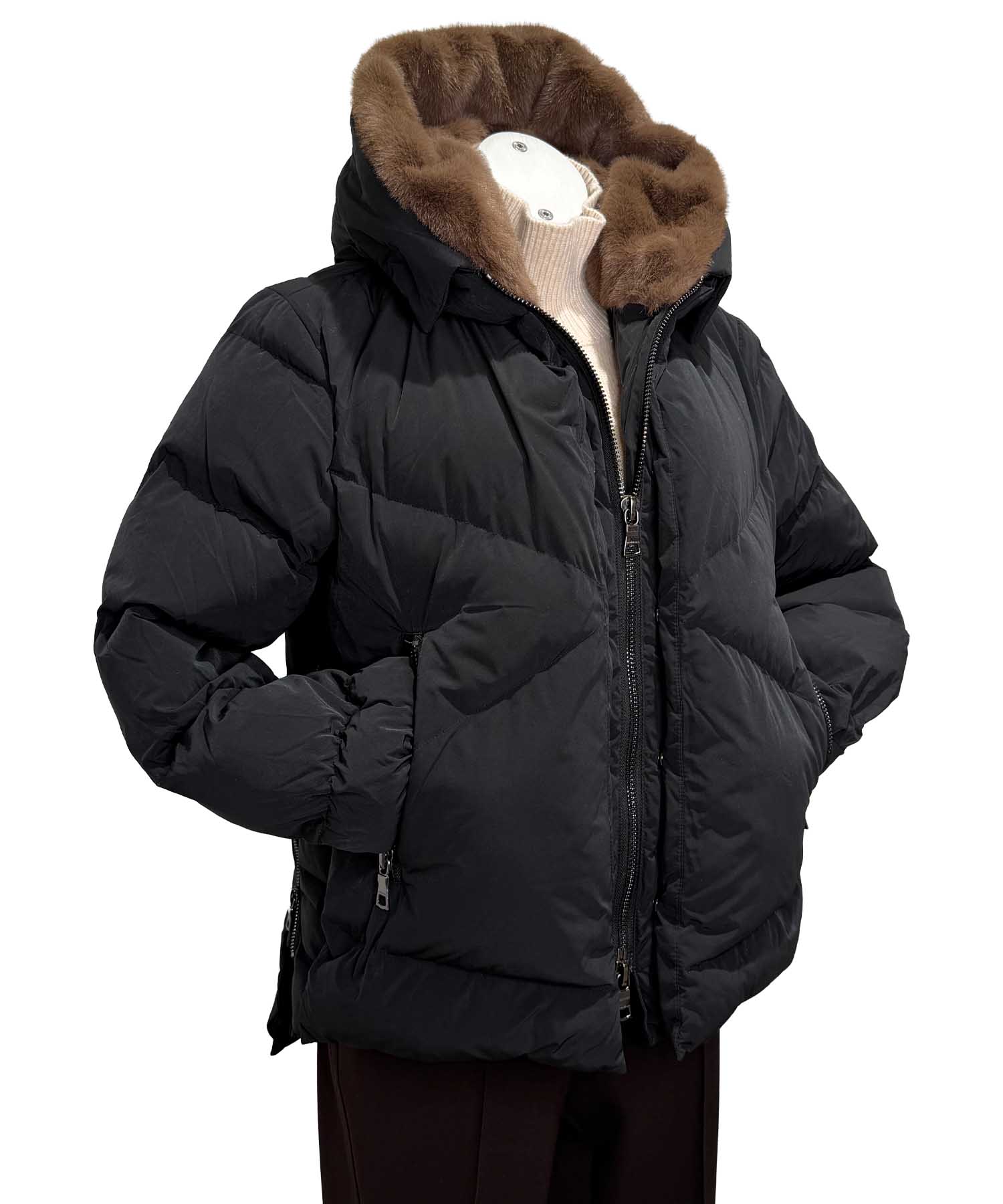 Blonde No. 8 Steppjacke SNOW – warme Damenjacke in schwarz mit Kapuze und Kunstfell