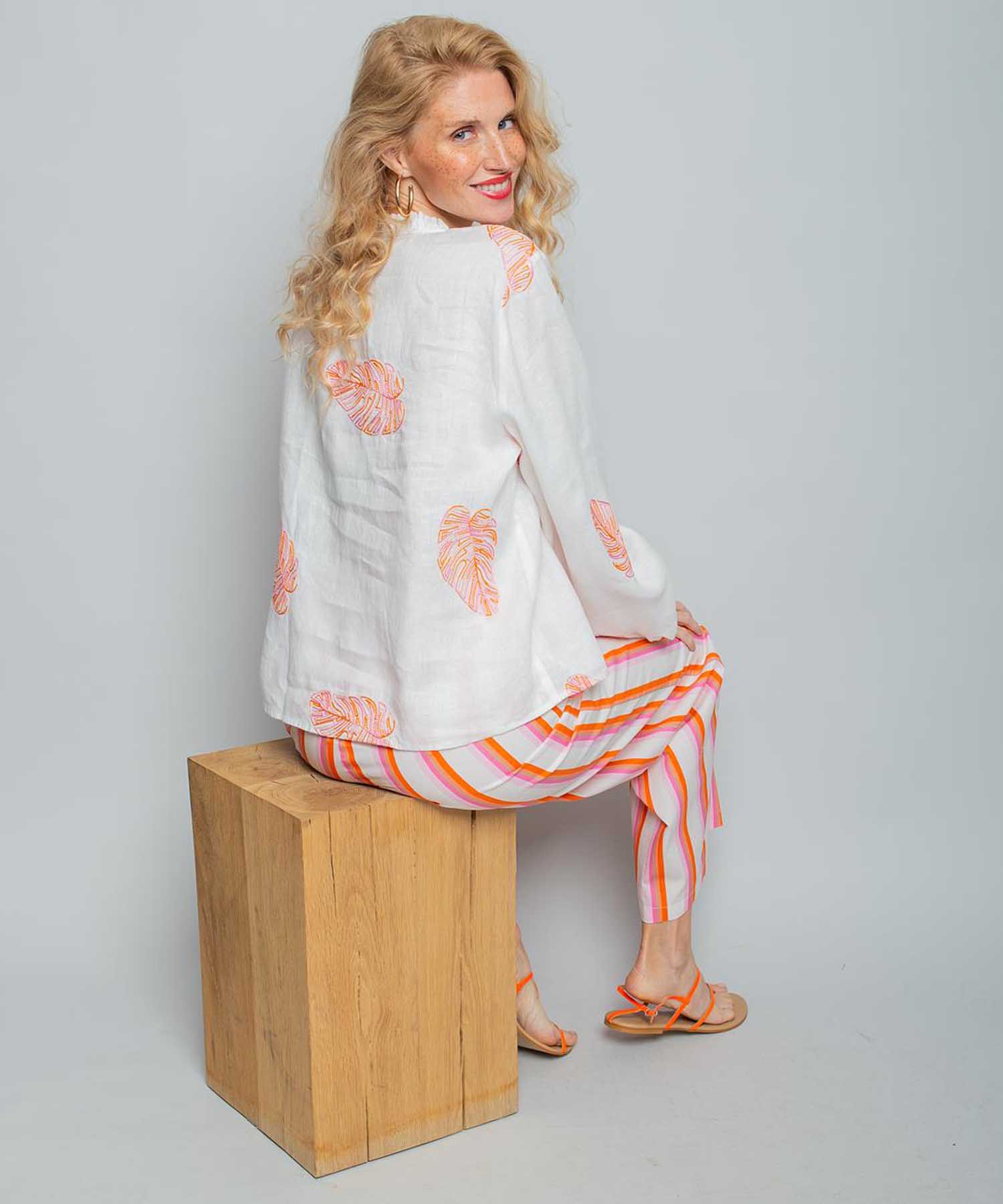 Emily van den Bergh Shirtbluse aus Leinen mit Stickerei | Modehaus Wörmann