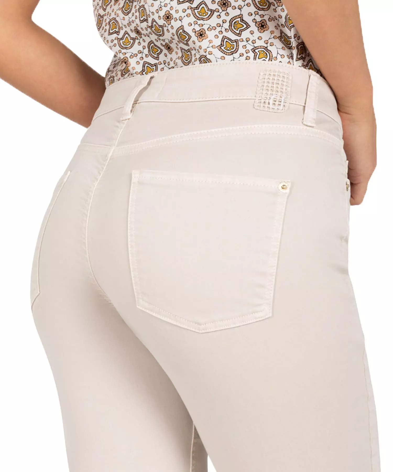 Cambio Jeans Piper short in Pastelltönen